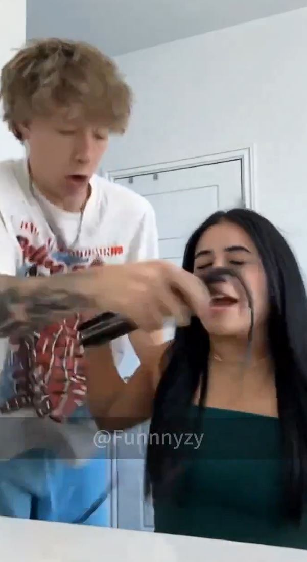 Ke� man�el pom�ha